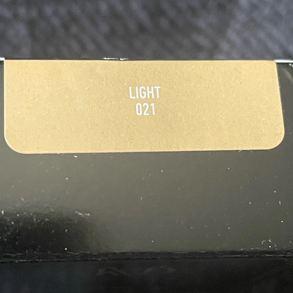 KVD Good Apple Light 021 Full-Coverage Transfer-Proof Serum Foundation